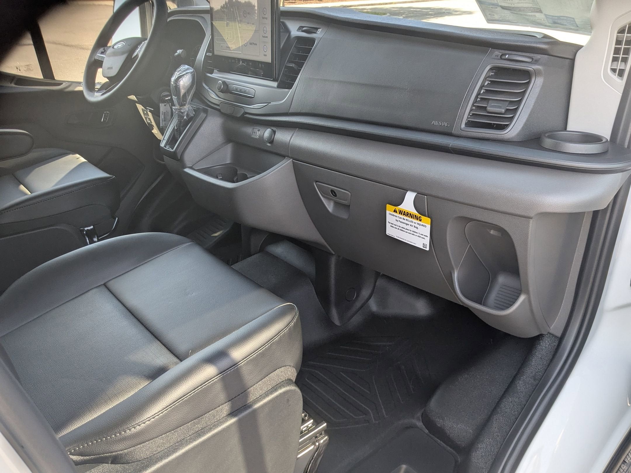 2025 Ford Transit Passenger Wagon XL