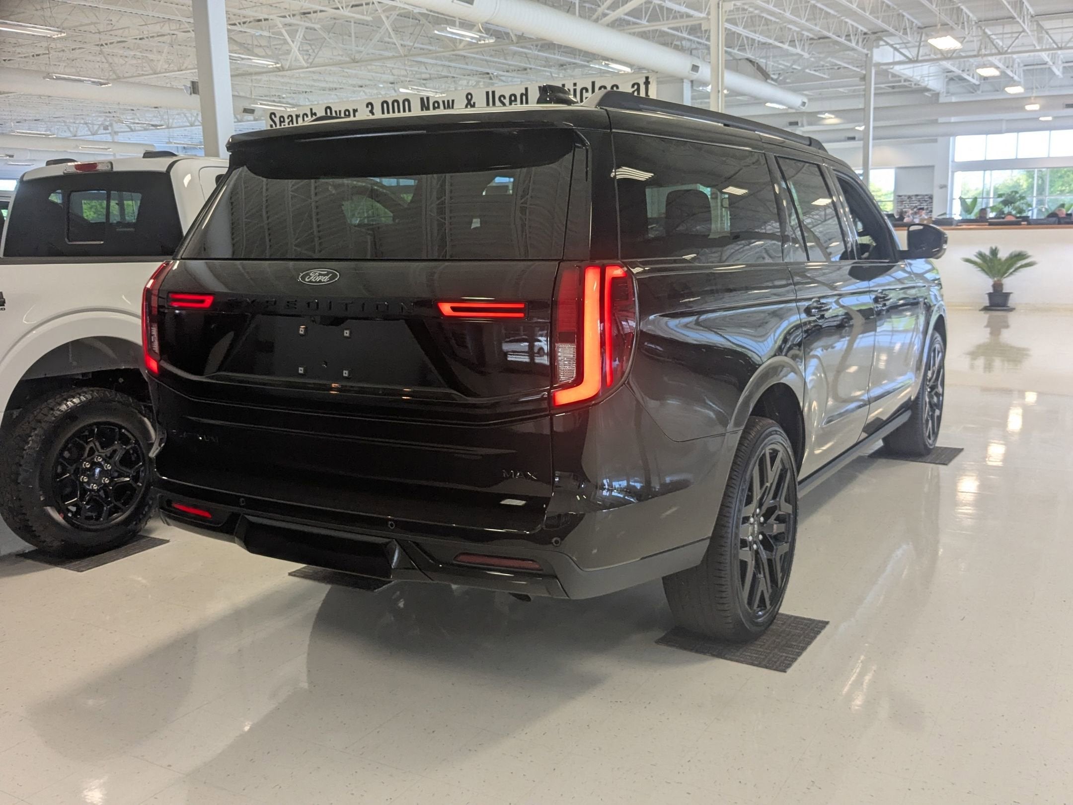 2026 Ford Expedition Max Platinum