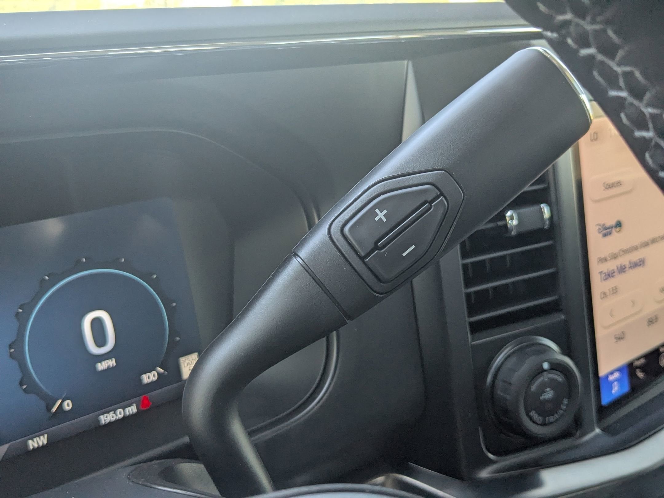 2025 Ford Super Duty F-250 SRW LARIAT