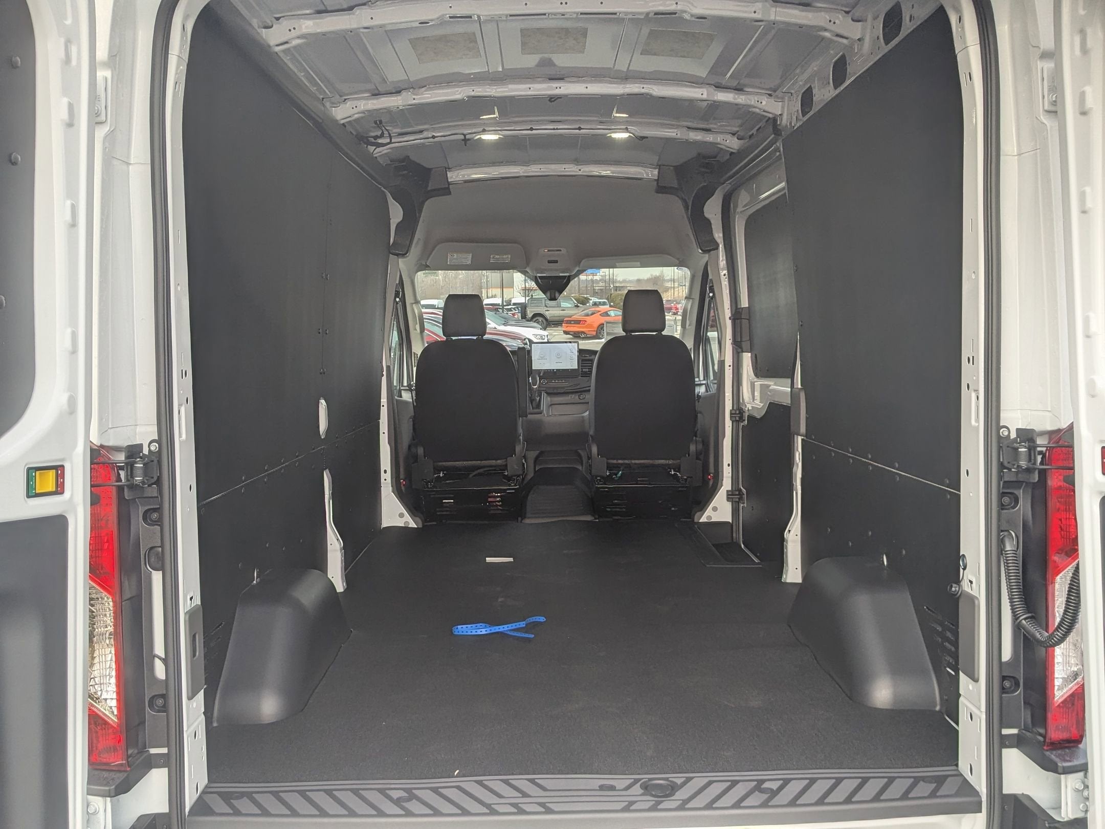 2026 Ford Transit Cargo Van Base