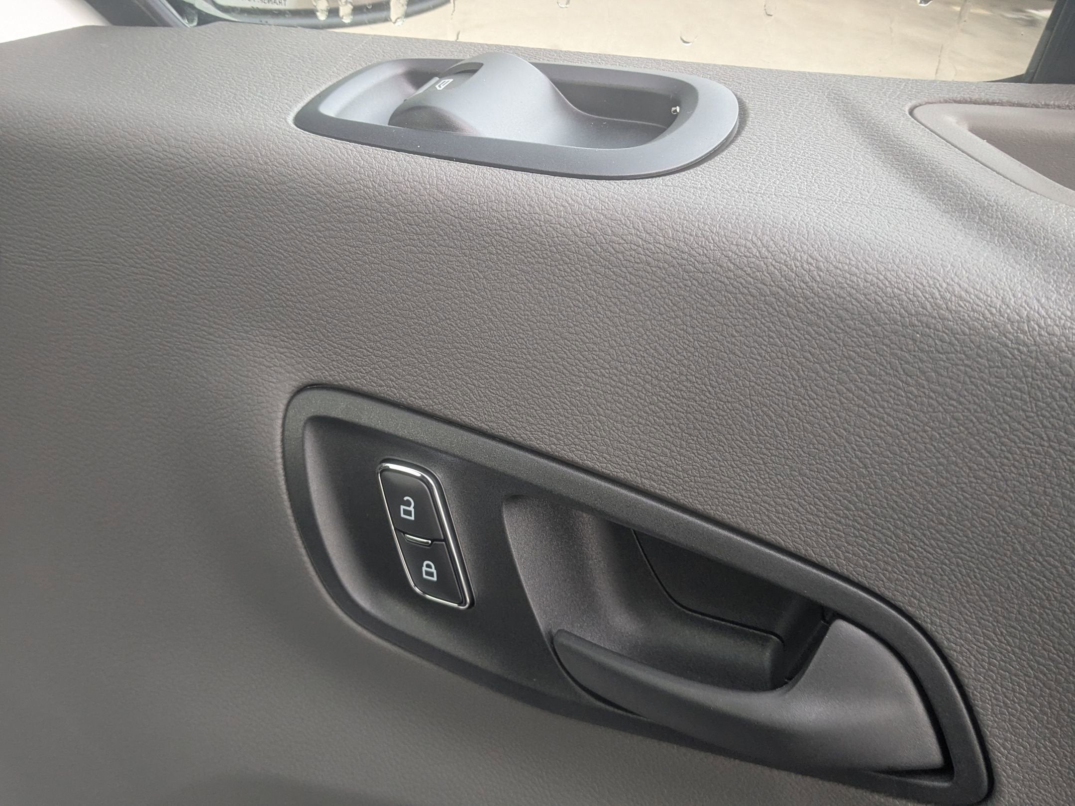 2026 Ford Transit Cargo Van Base