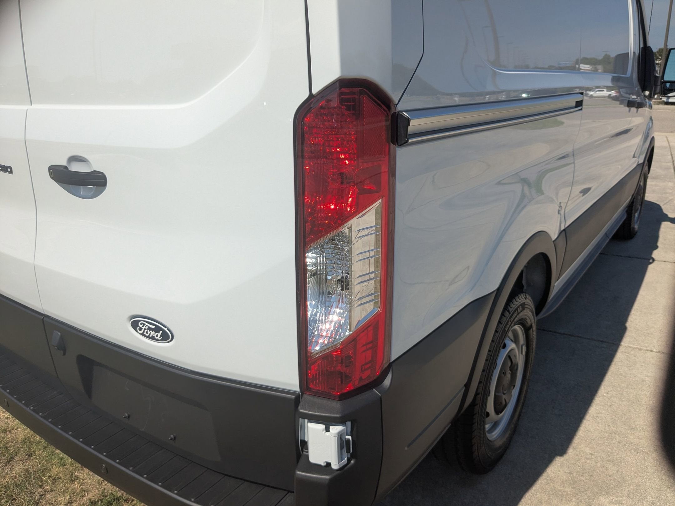 2026 Ford Transit Cargo Van Base