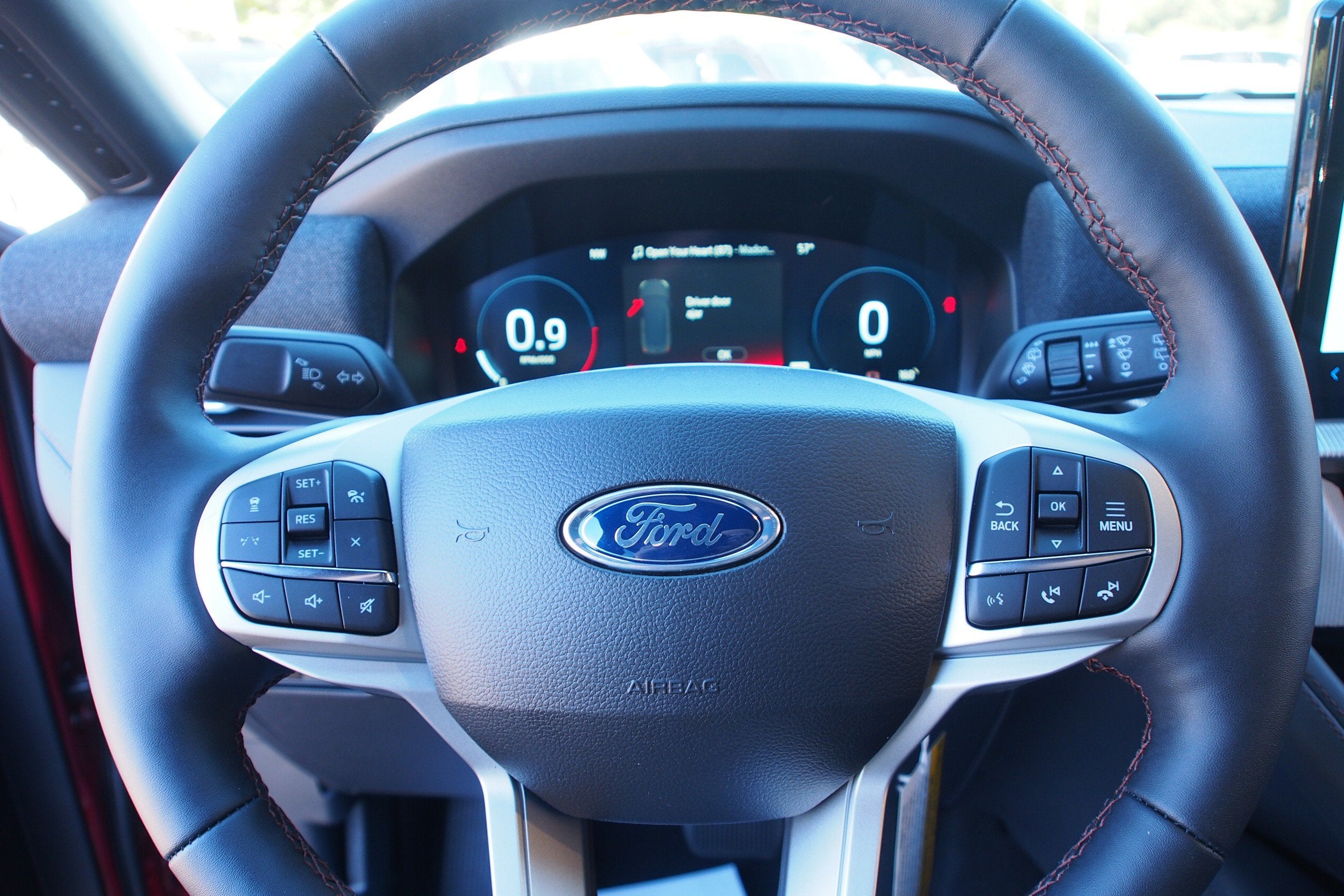 2027 Ford Explorer Active w/200A Pkg