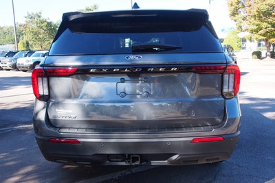 2027 Ford Explorer Active w/200A Pkg