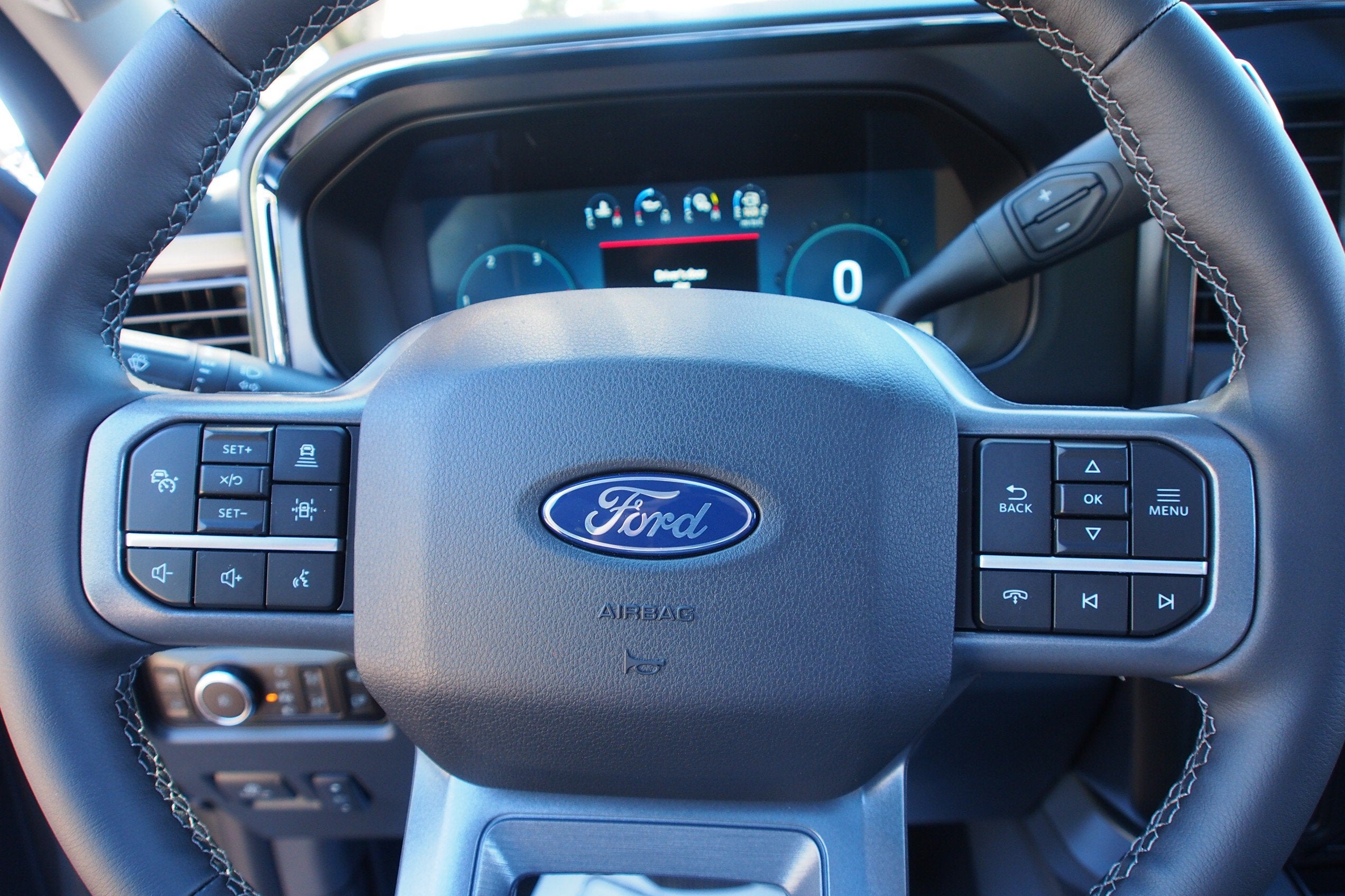 2027 Ford Super Duty F-250 SRW LARIAT