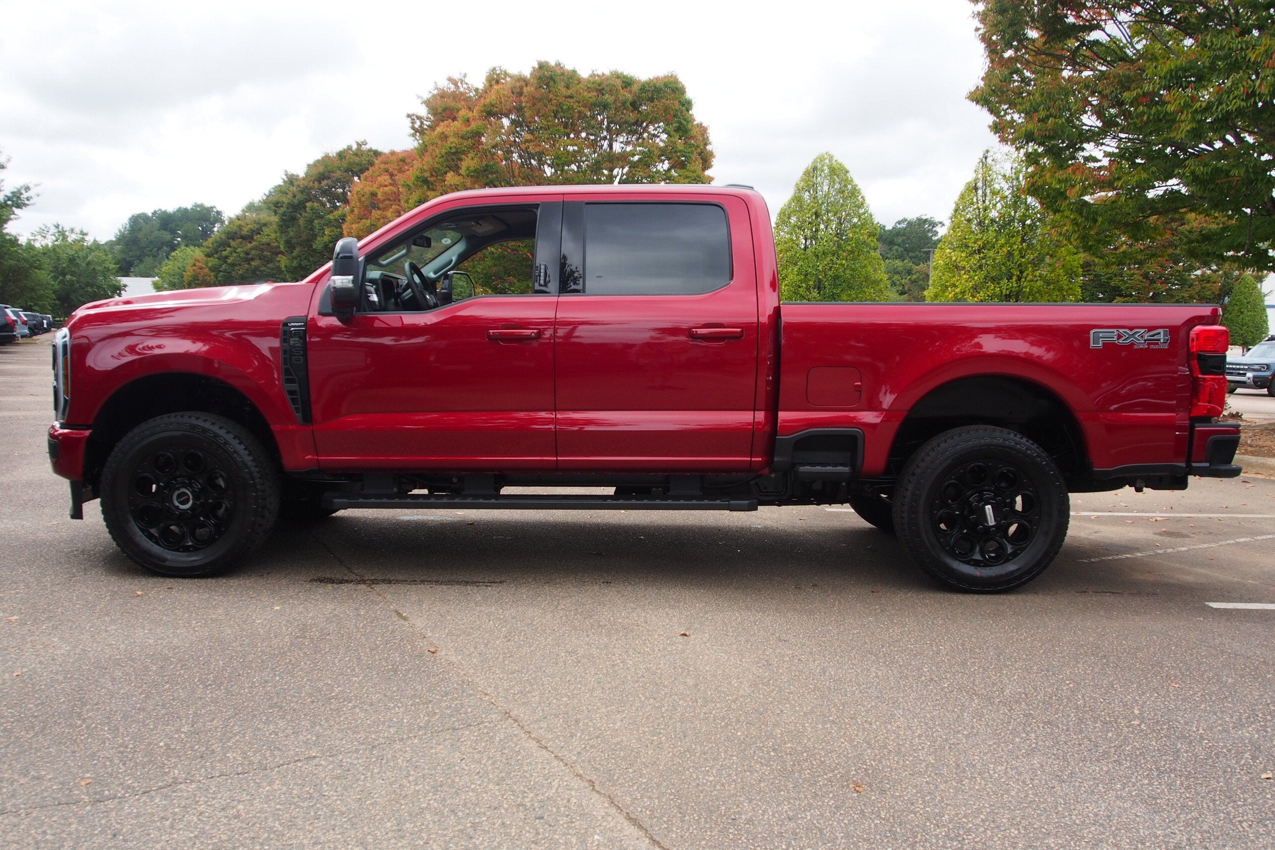 2027 Ford Super Duty F-250 SRW LARIAT
