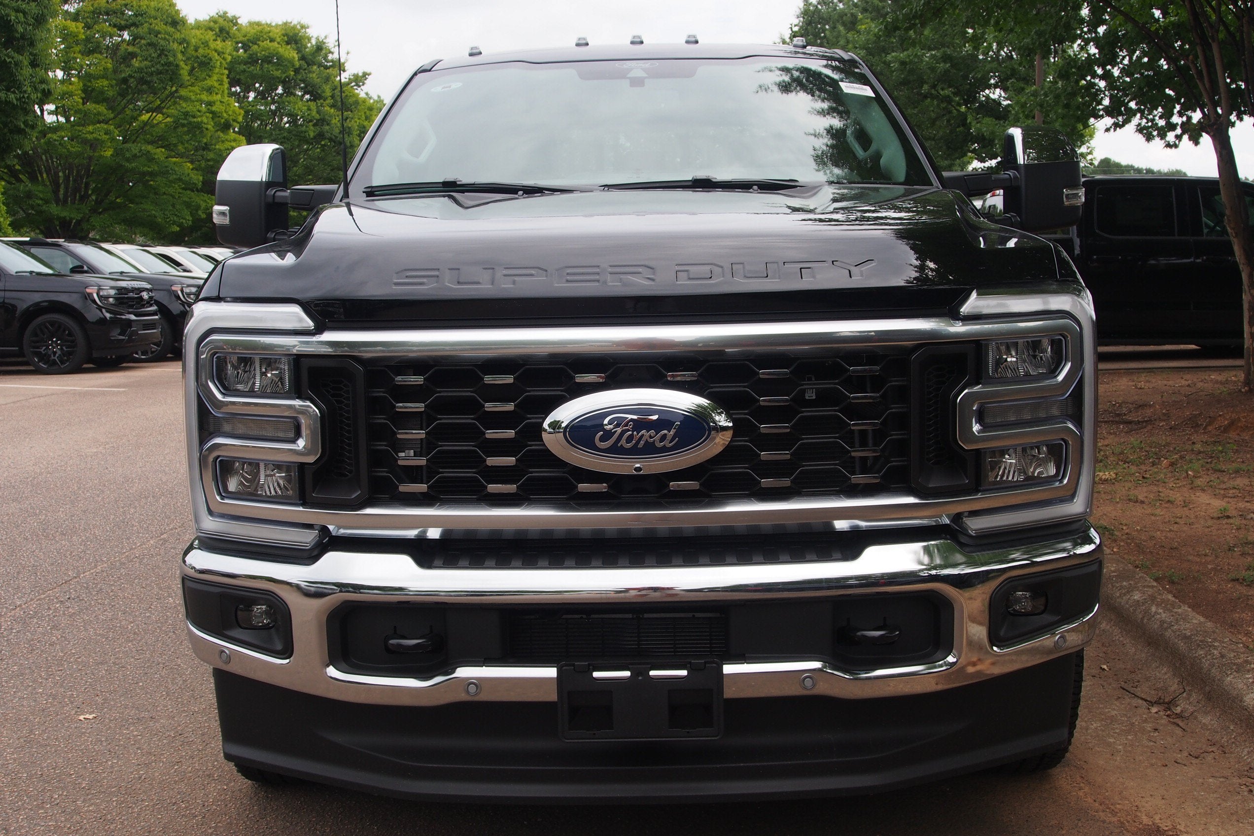2026 Ford Super Duty F-350 DRW LARIAT