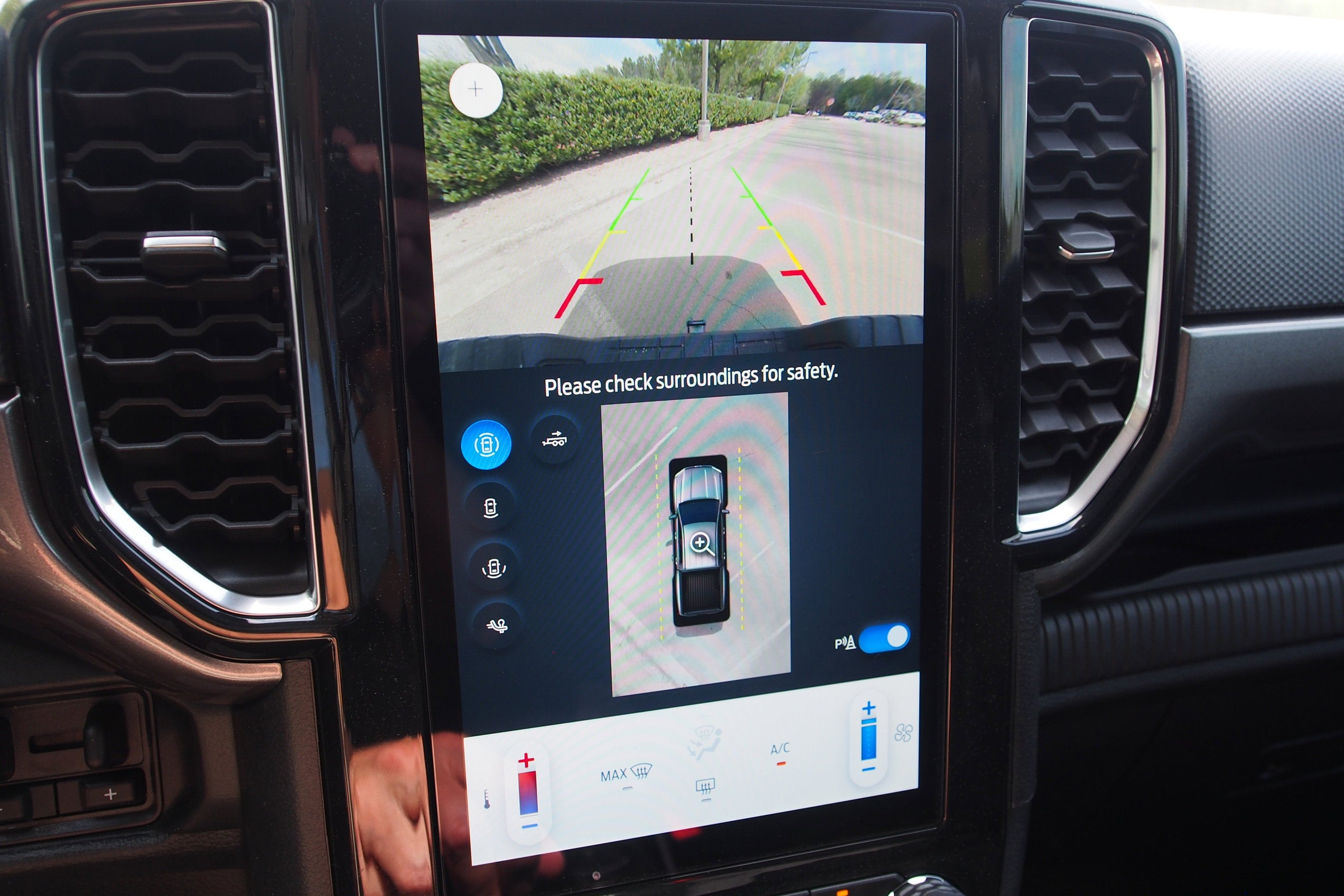 2025 Ford Ranger XLT - Crossroads Courtesy Demo