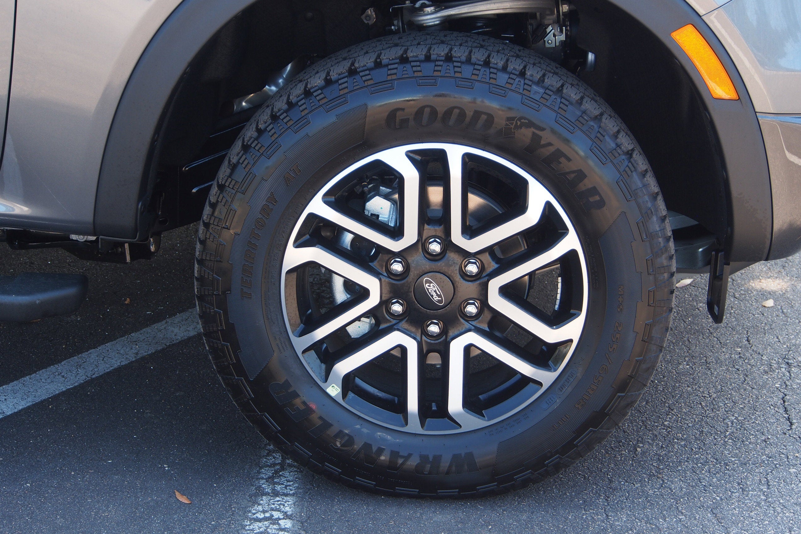 2025 Ford Ranger LARIAT - Crossroads Courtesy Demo