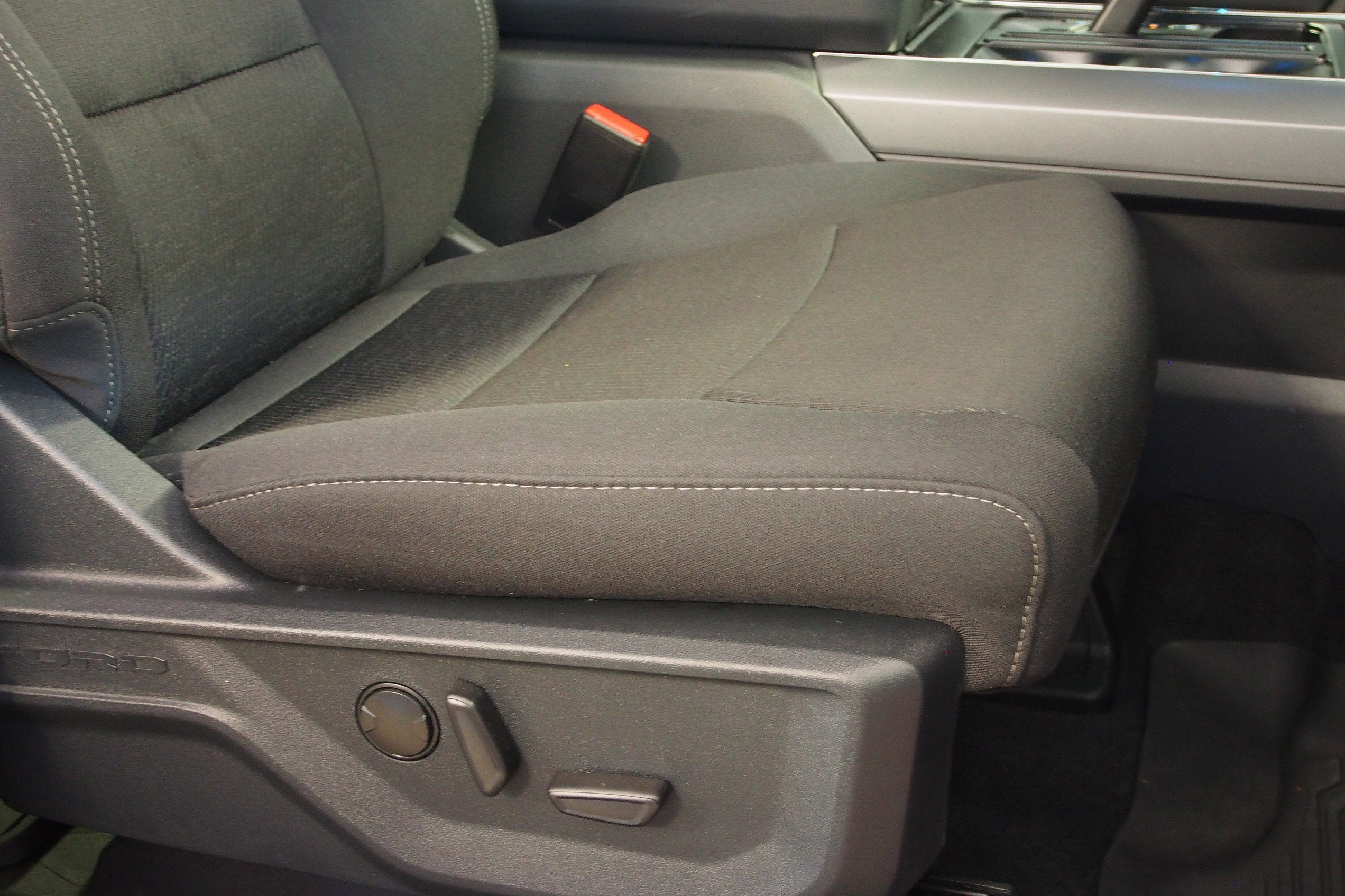 2026 Ford F-150 XLT - Crossroads Courtesy Demo