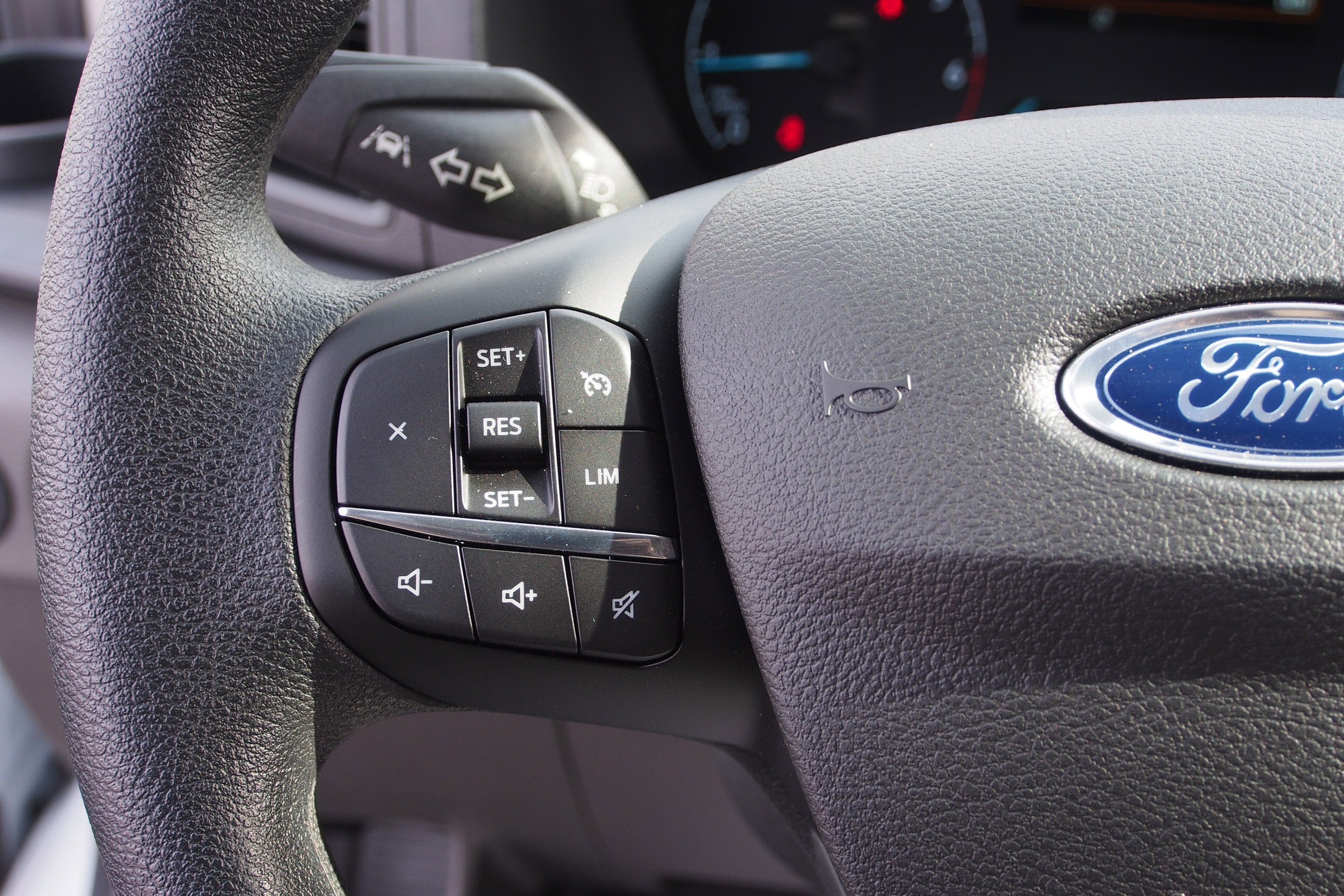 2025 Ford Transit Cargo Van Base