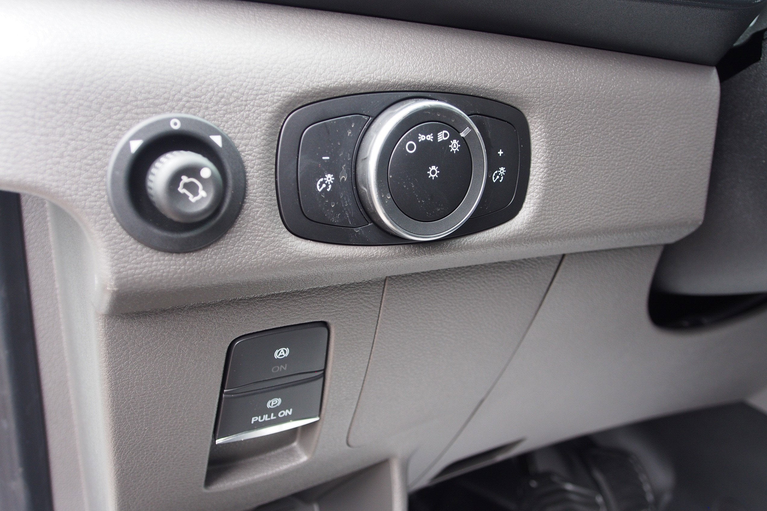 2025 Ford Transit Cargo Van Base