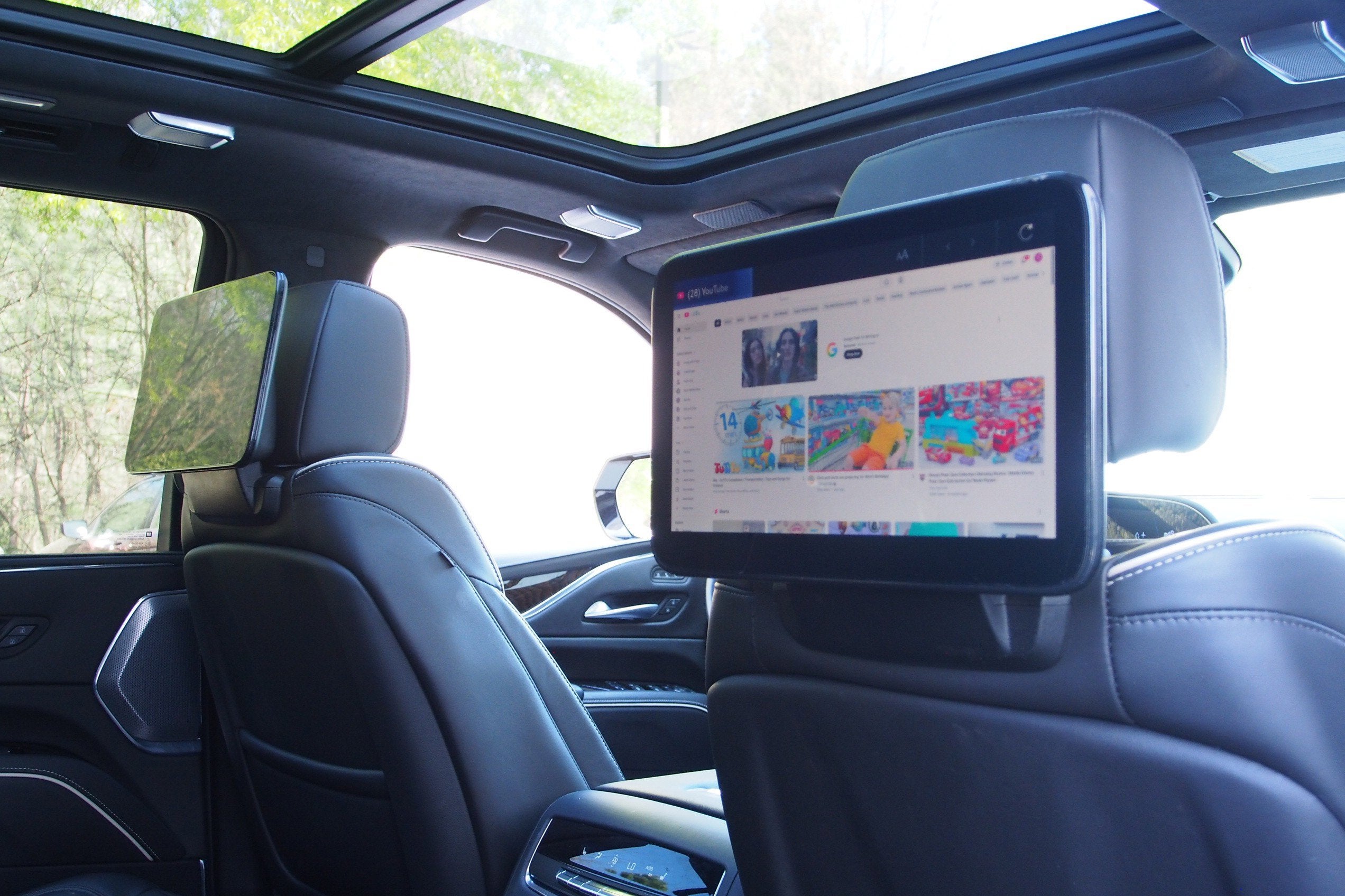 2023 Cadillac Escalade 4WD Sport Platinum