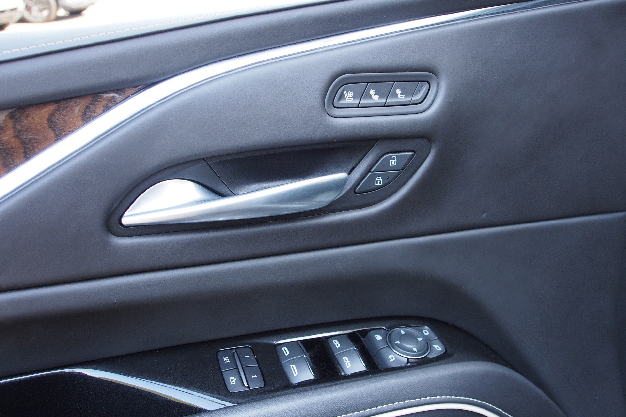 2023 Cadillac Escalade 4WD Sport Platinum