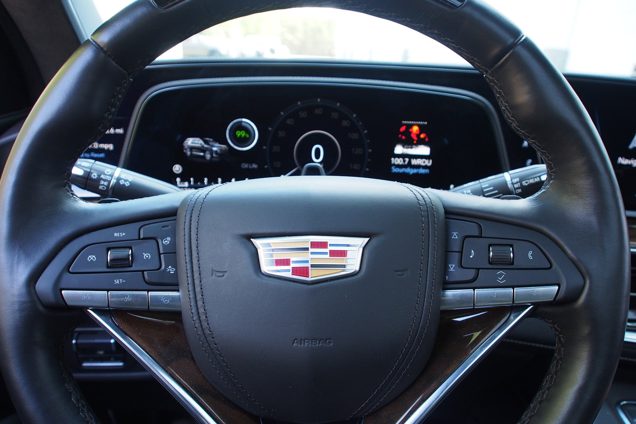 2023 Cadillac Escalade 4WD Sport Platinum