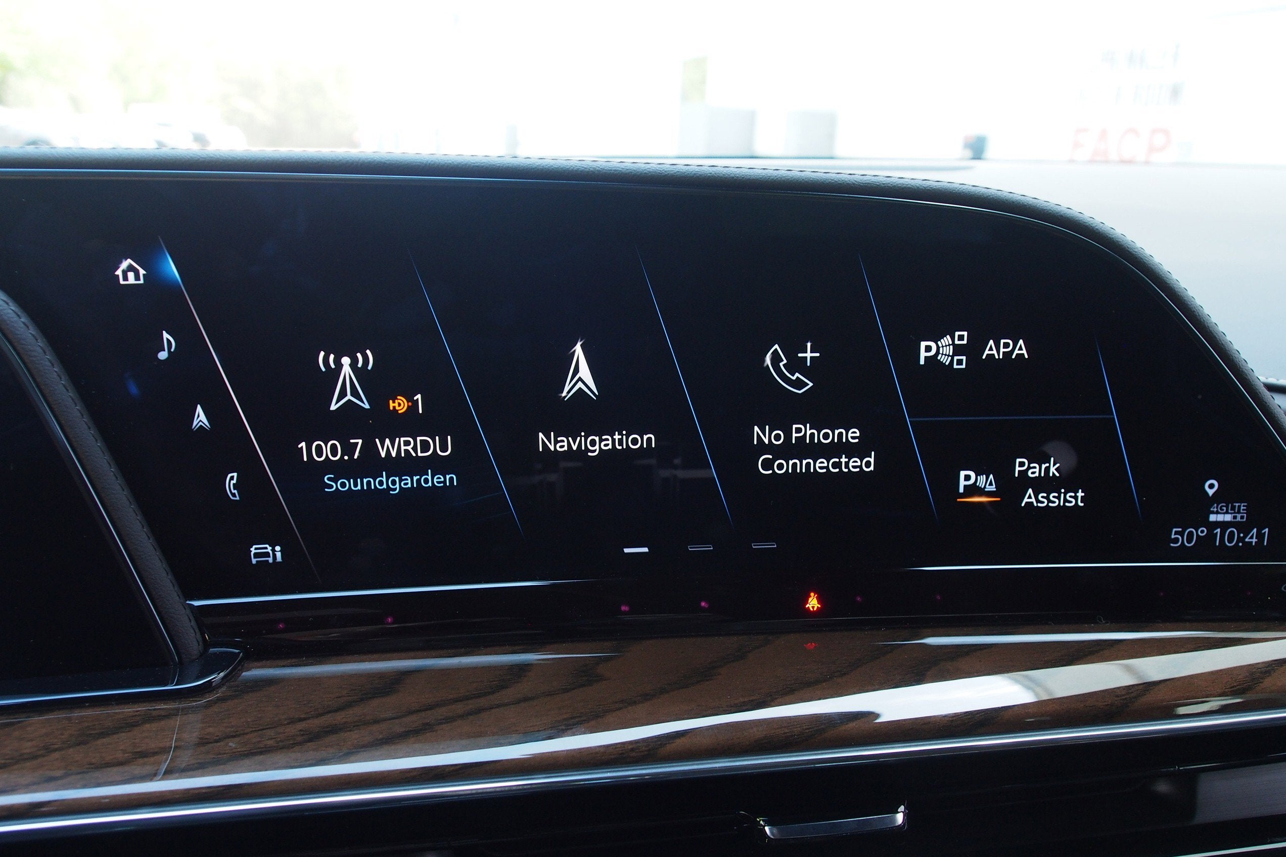 2023 Cadillac Escalade 4WD Sport Platinum