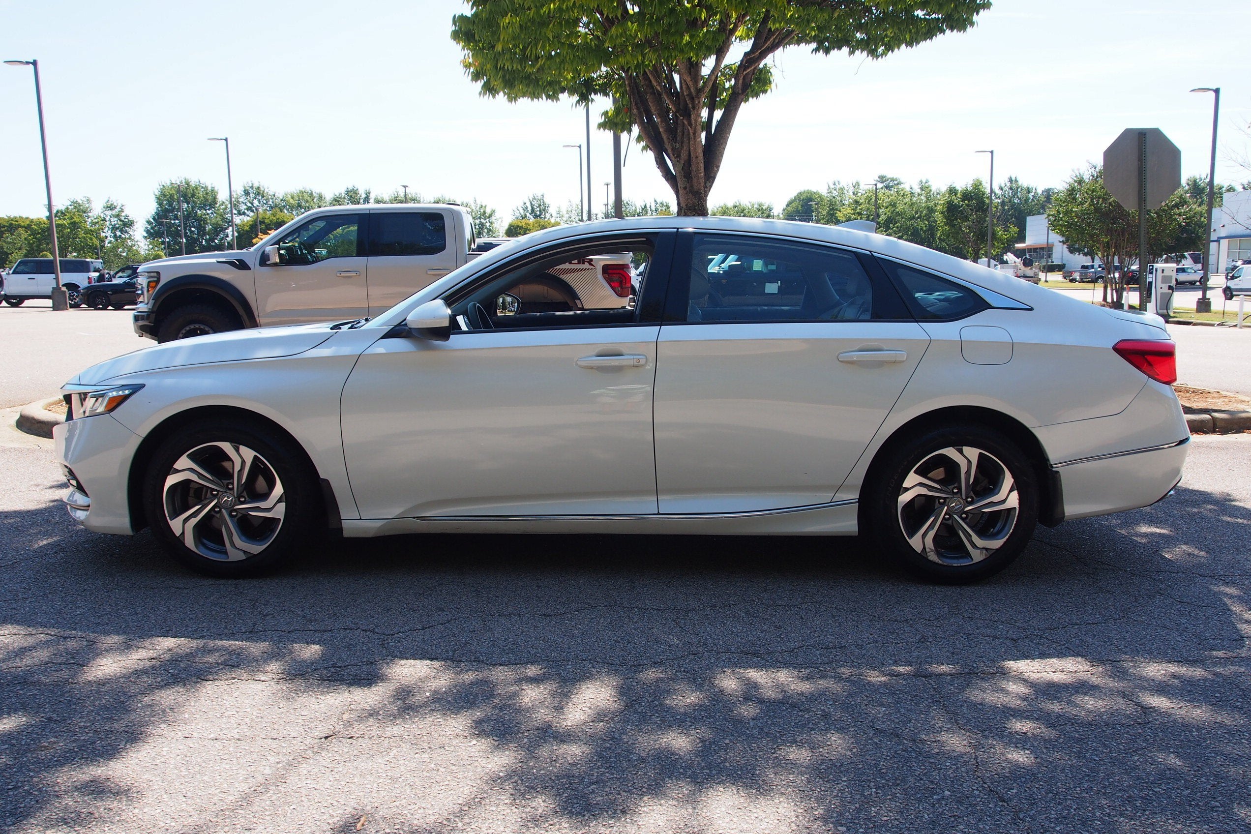2020 Honda Accord Sedan EX