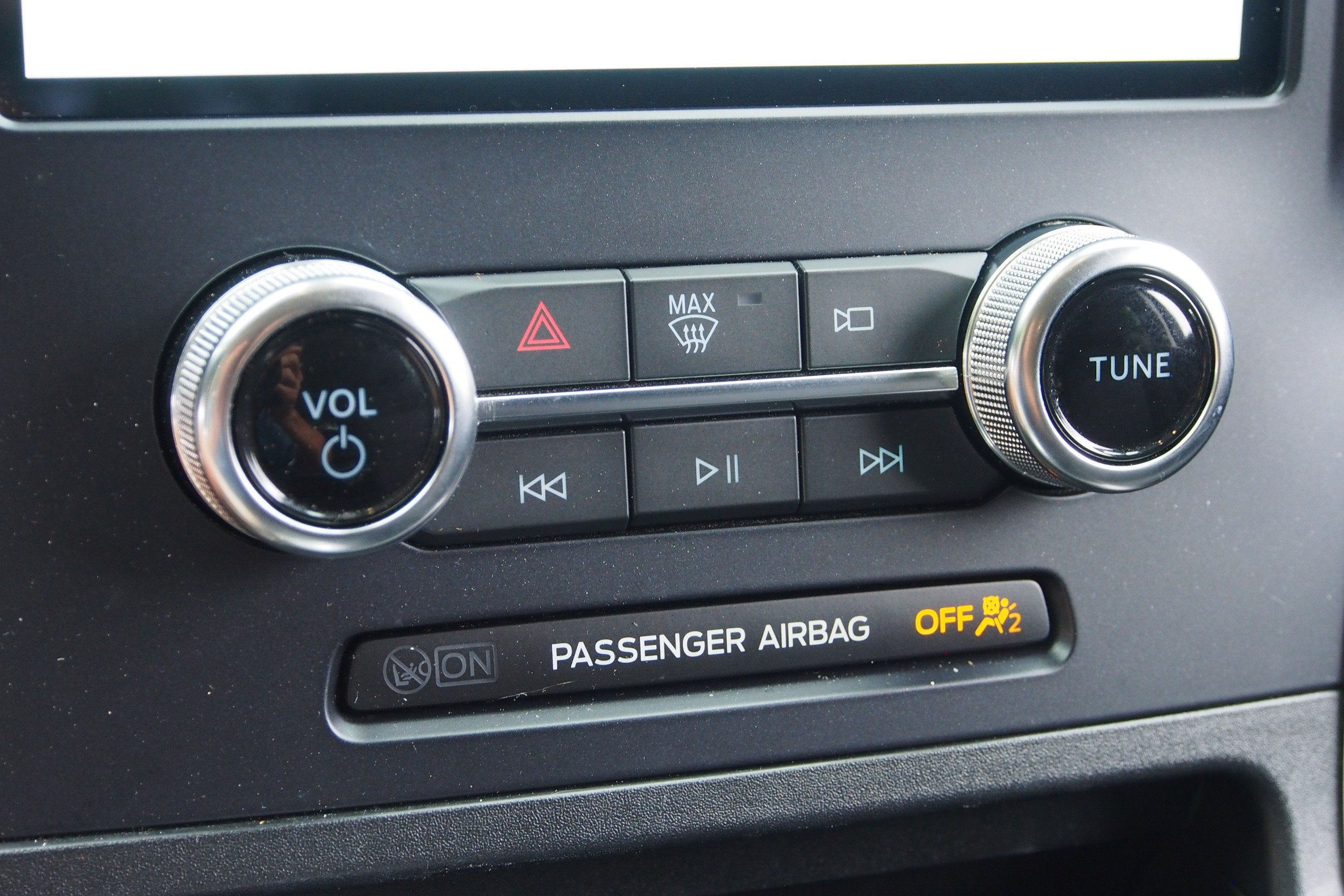 2024 Ford Edge SE