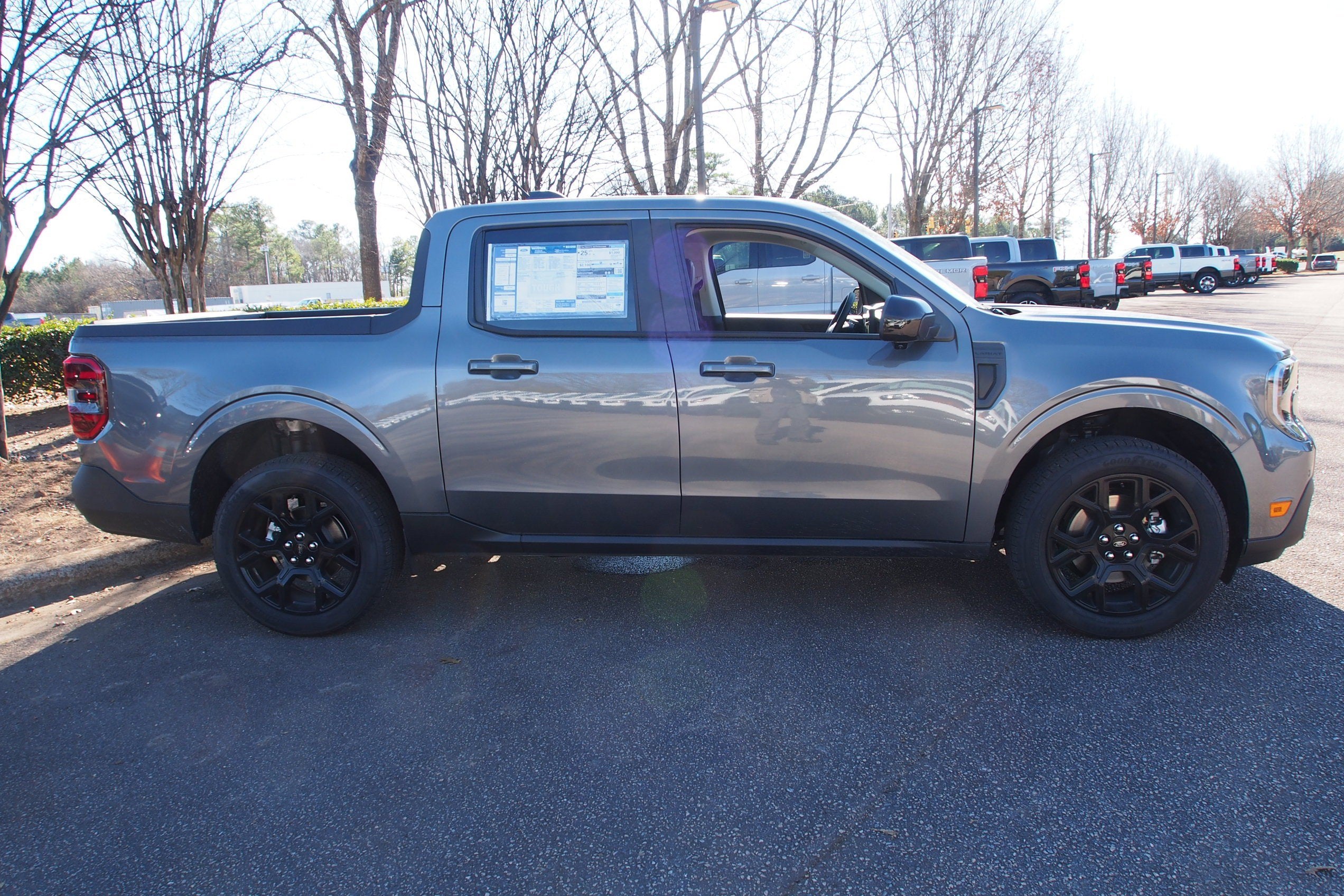 2025 Ford Maverick LARIAT