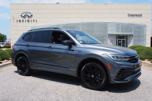 2022 Volkswagen Tiguan SE R-Line Black
