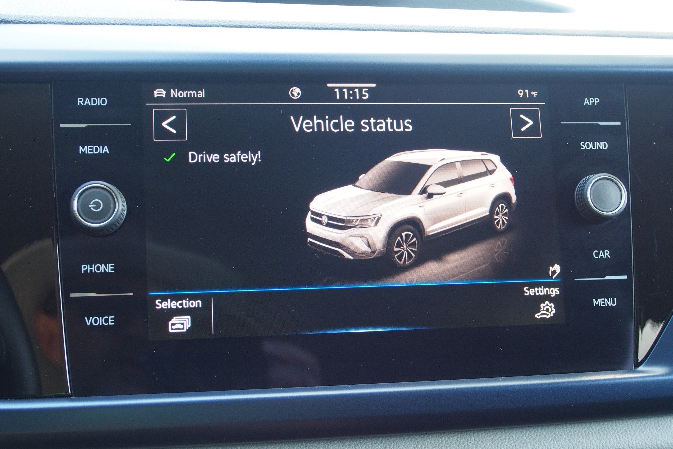 2023 Volkswagen Taos SE