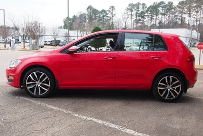 2017 Volkswagen Golf SE