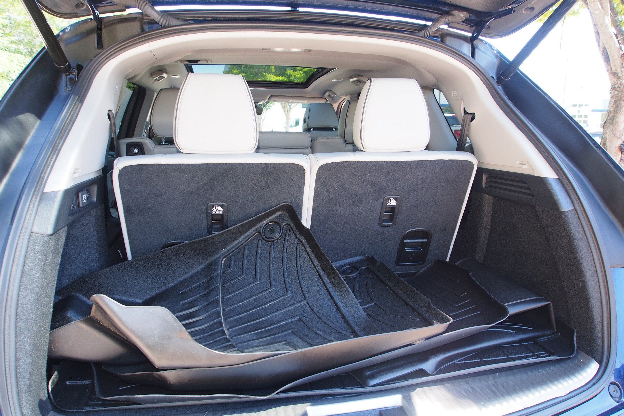 2023 Acura MDX w/Advance Package