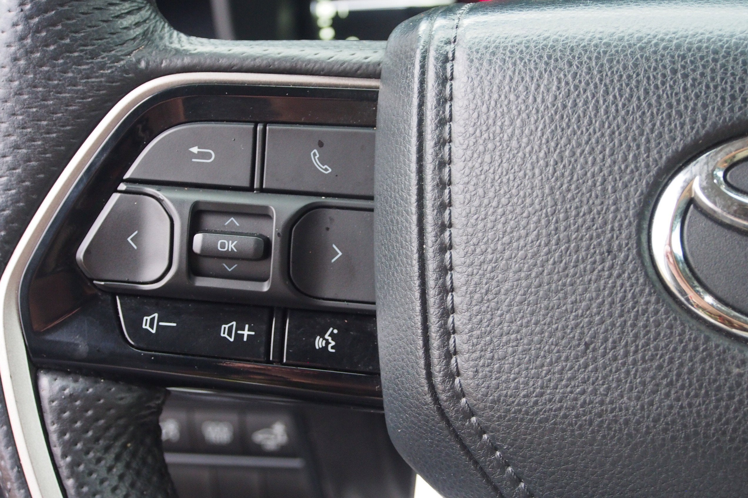 2024 Toyota Tundra 2WD SR5