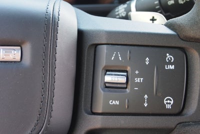 2024 Land Rover Defender V8