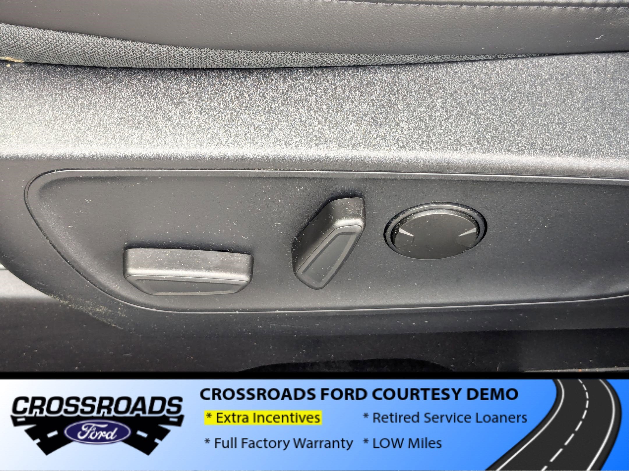 2025 Ford Escape ST-Line - Crossroads Courtesy Demo