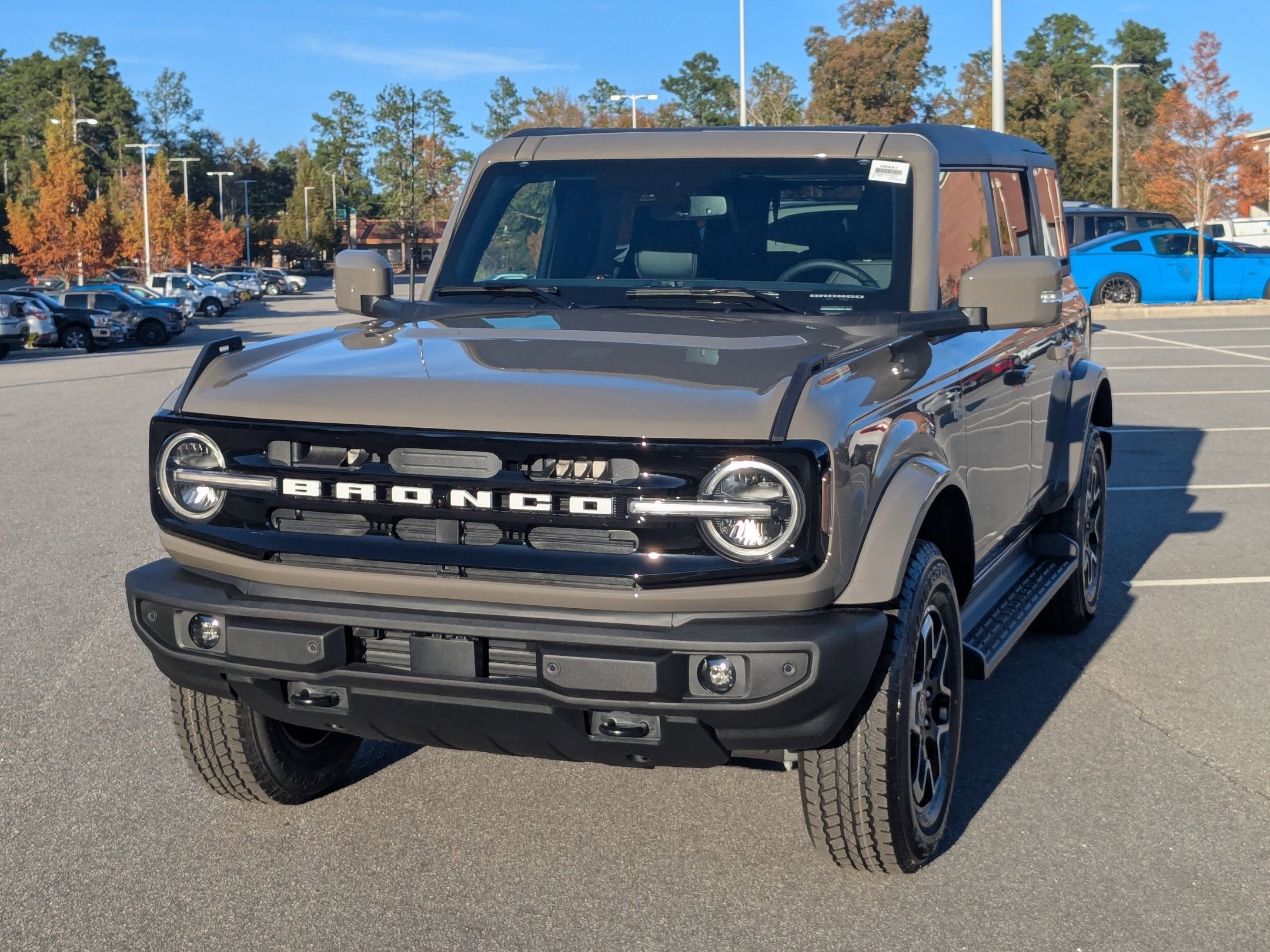 2025 Ford Bronco Outer Banks