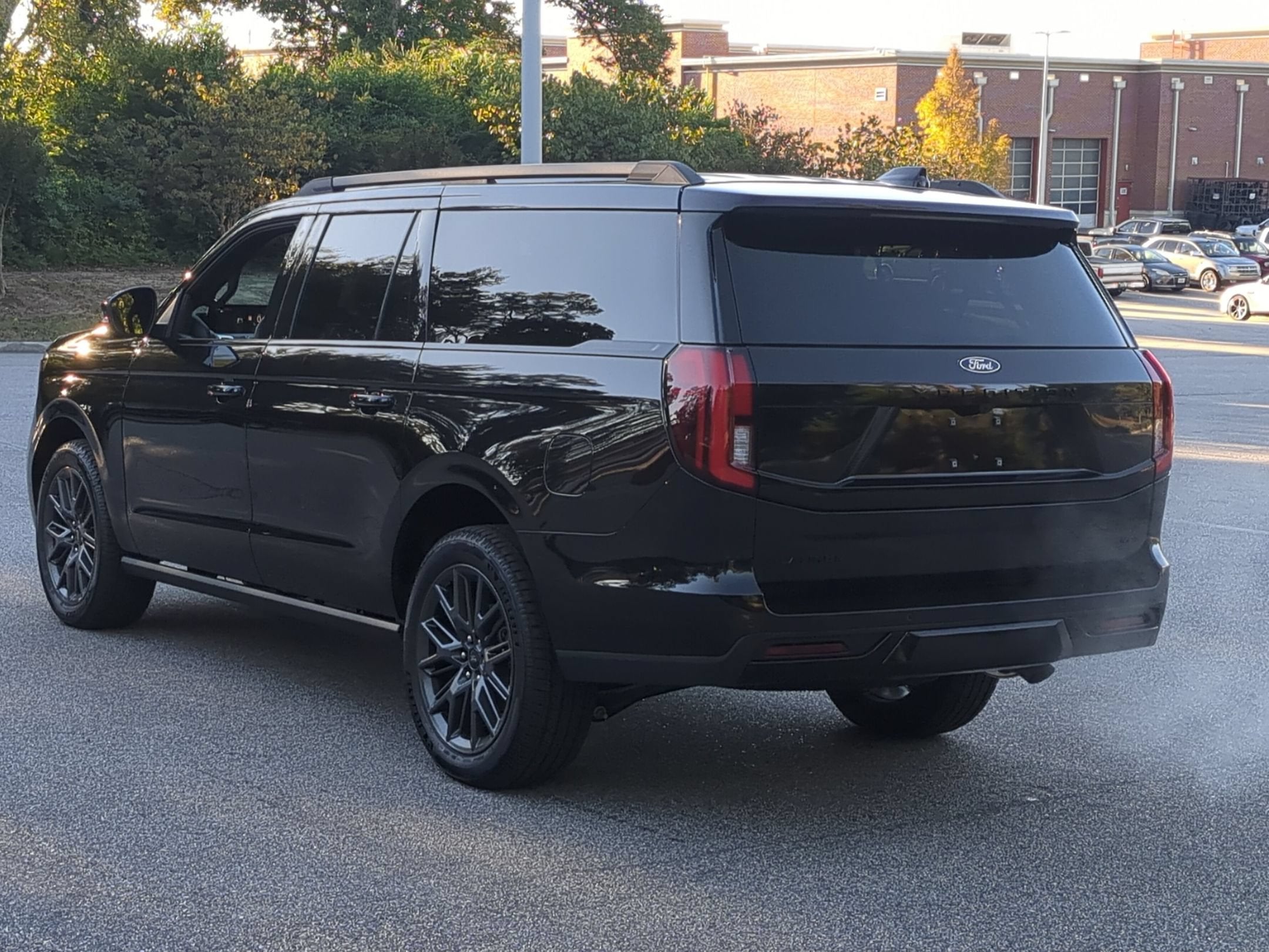 2027 Ford Expedition Max Platinum
