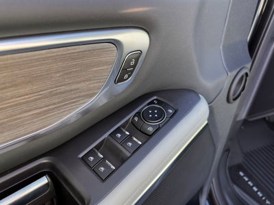 2025 Ford Expedition Platinum