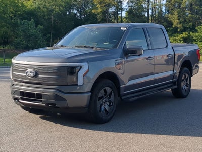 2025 Ford F-150 Lightning LARIAT
