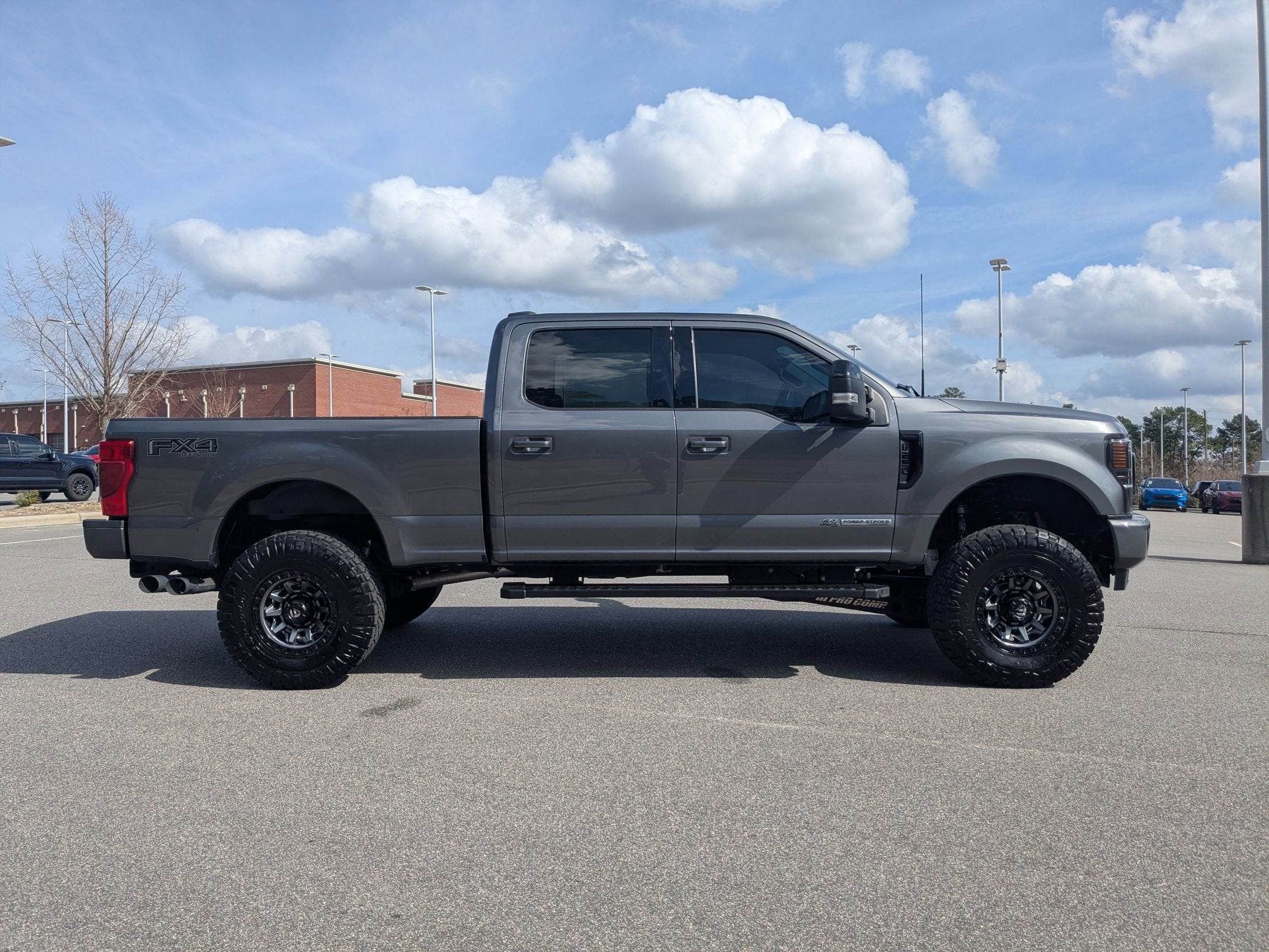 2022 Ford Super Duty F-250 SRW LARIAT