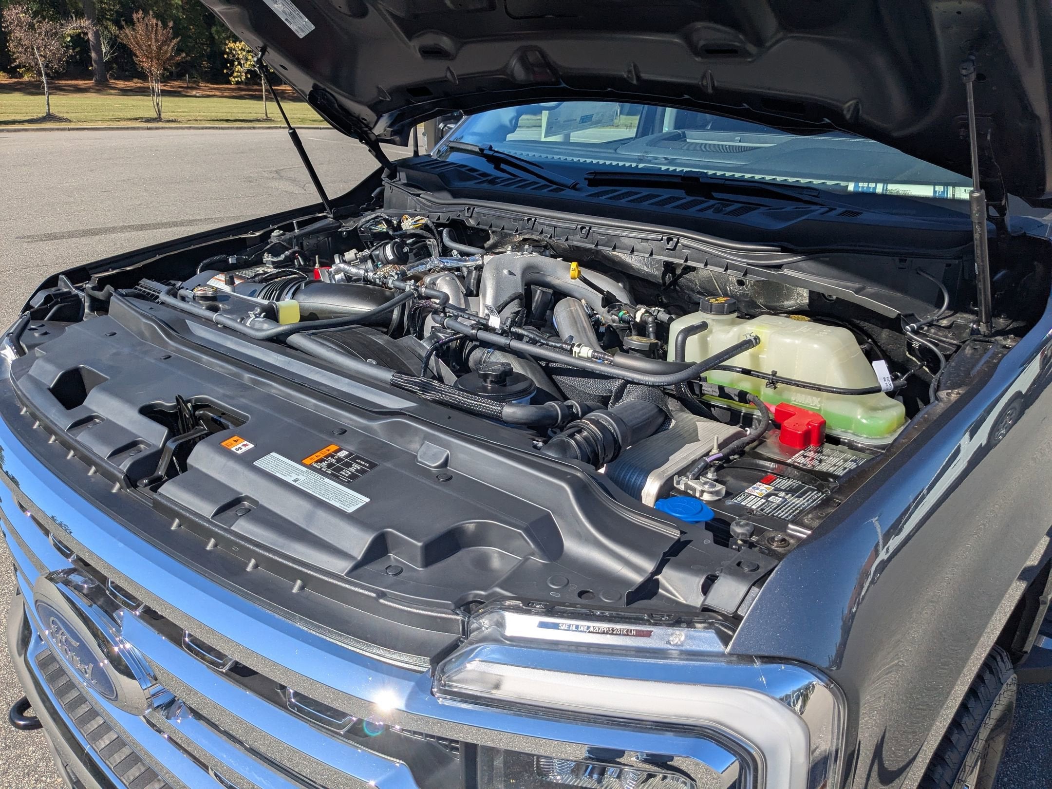 2026 Ford Super Duty F-250 SRW LARIAT