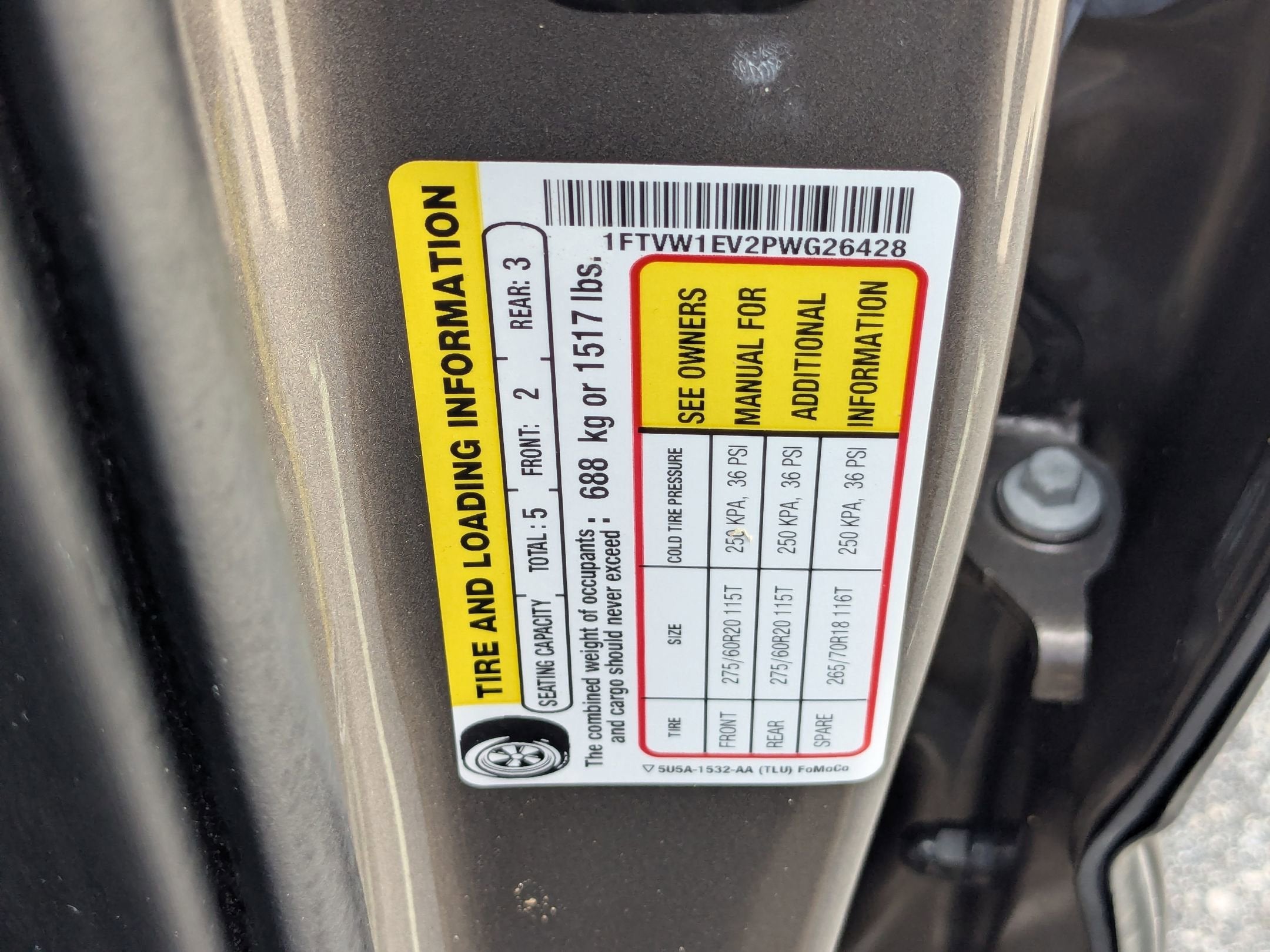 2023 Ford F-150 Lightning LARIAT