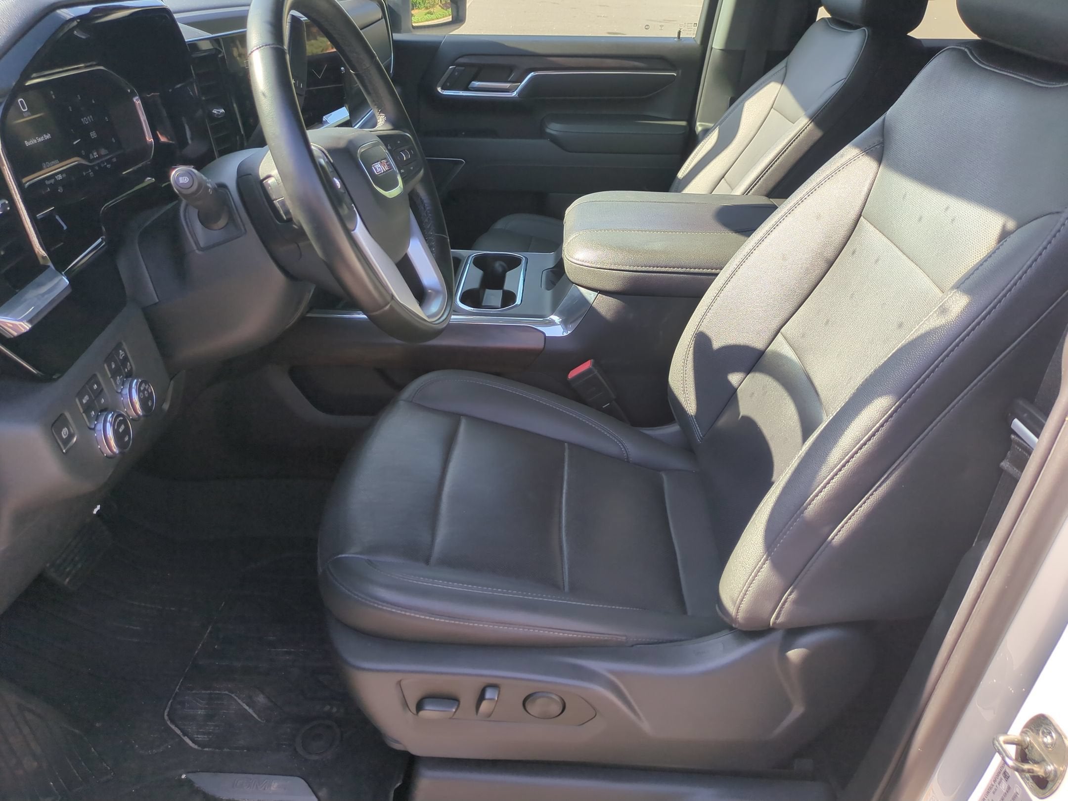 2024 GMC Sierra 2500HD SLT