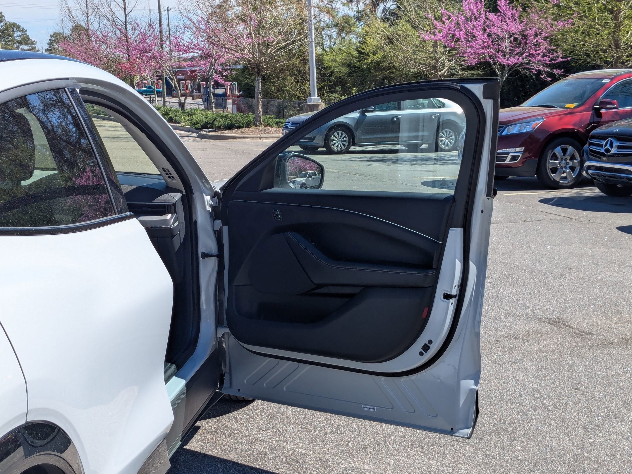 2023 Ford Mustang Mach-E California Route 1