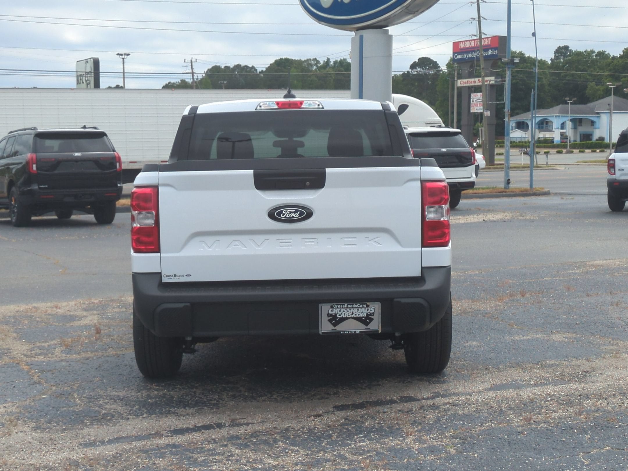 2026 Ford Maverick XL