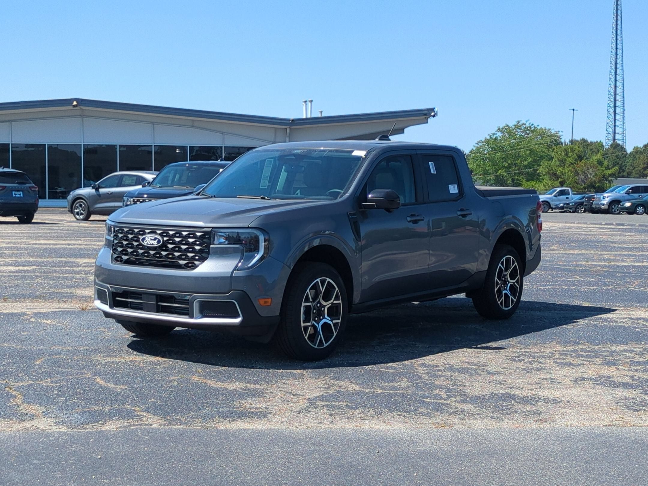 2026 Ford Maverick LARIAT