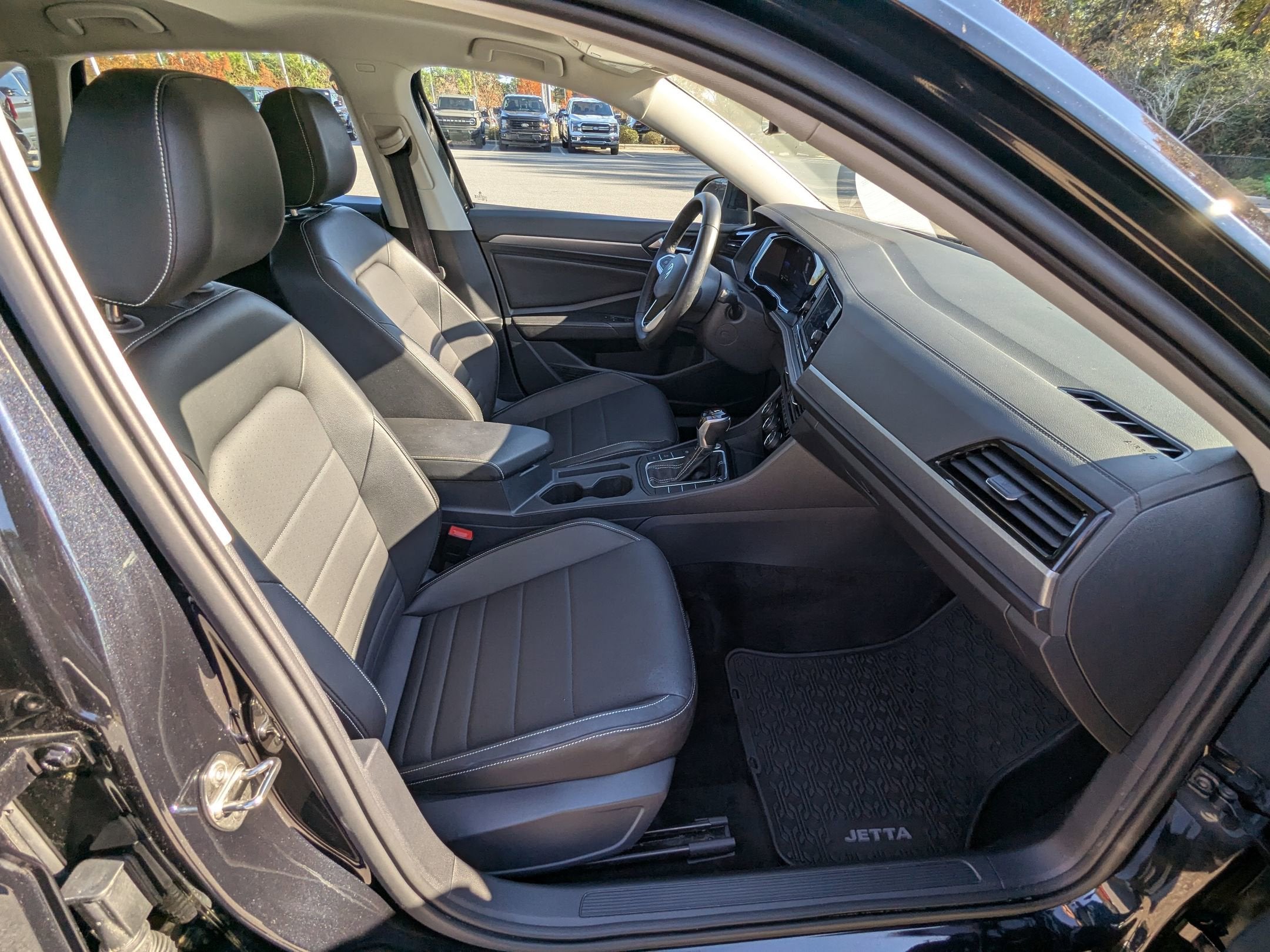 2023 Volkswagen Jetta SE