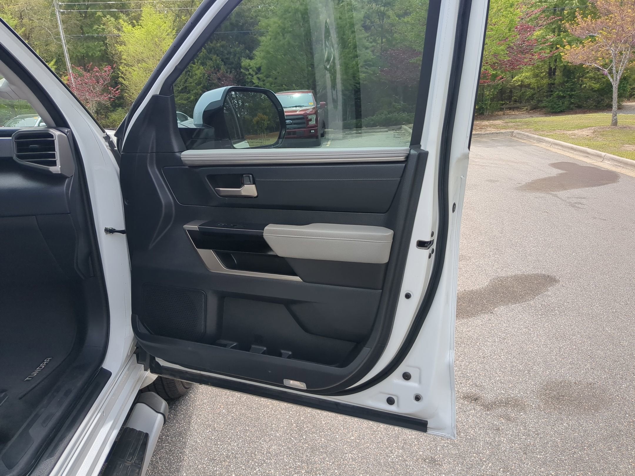 2023 Toyota Tundra 4WD Limited