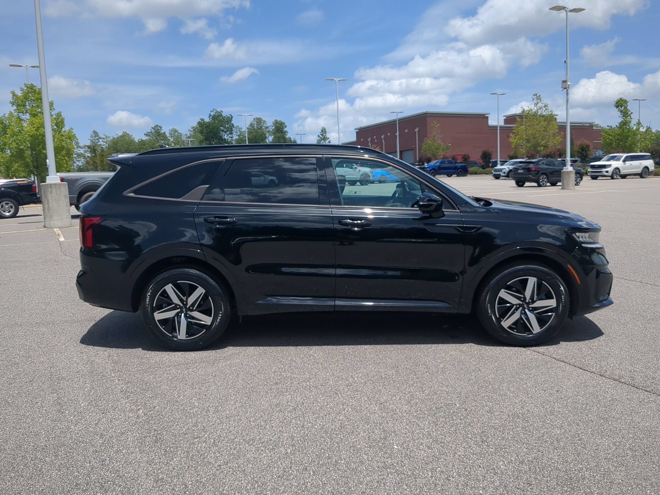 2023 Kia Sorento S