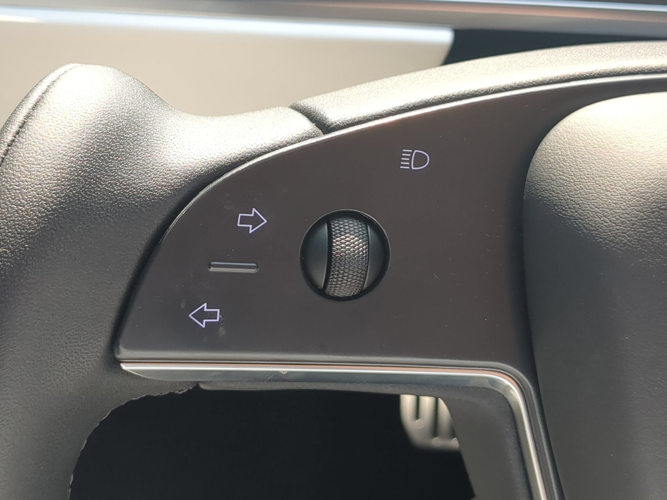 2023 Tesla Model S Plaid