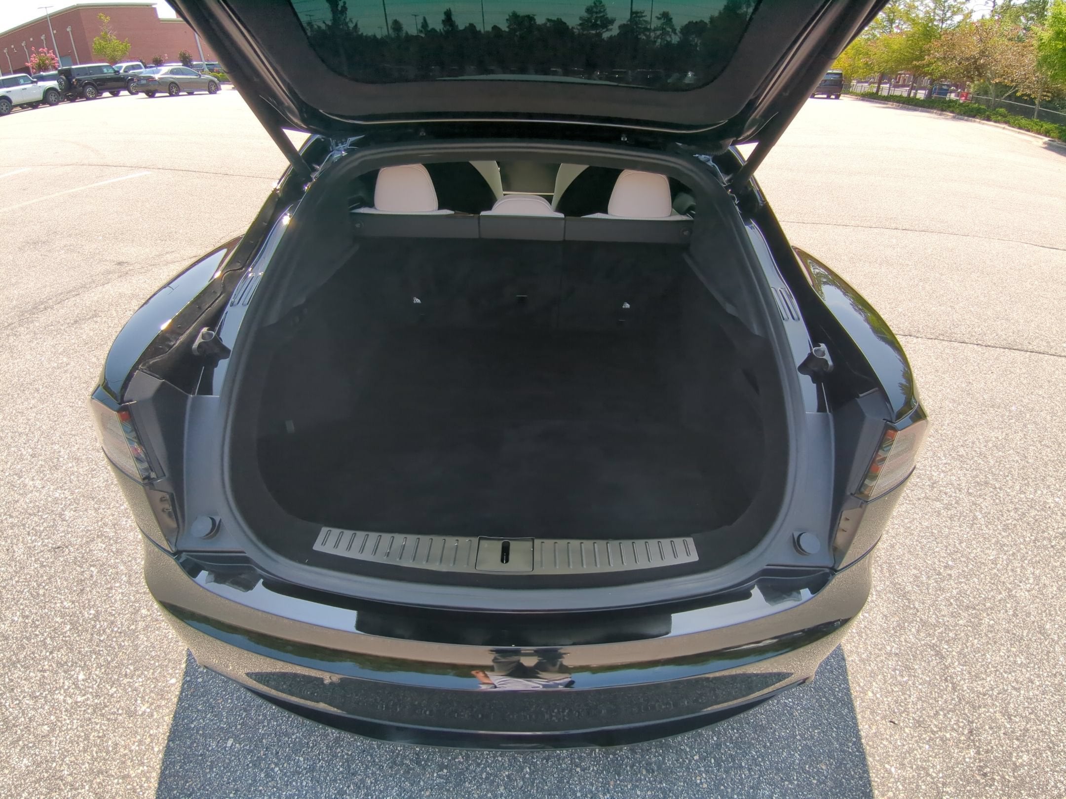 2023 Tesla Model S Plaid