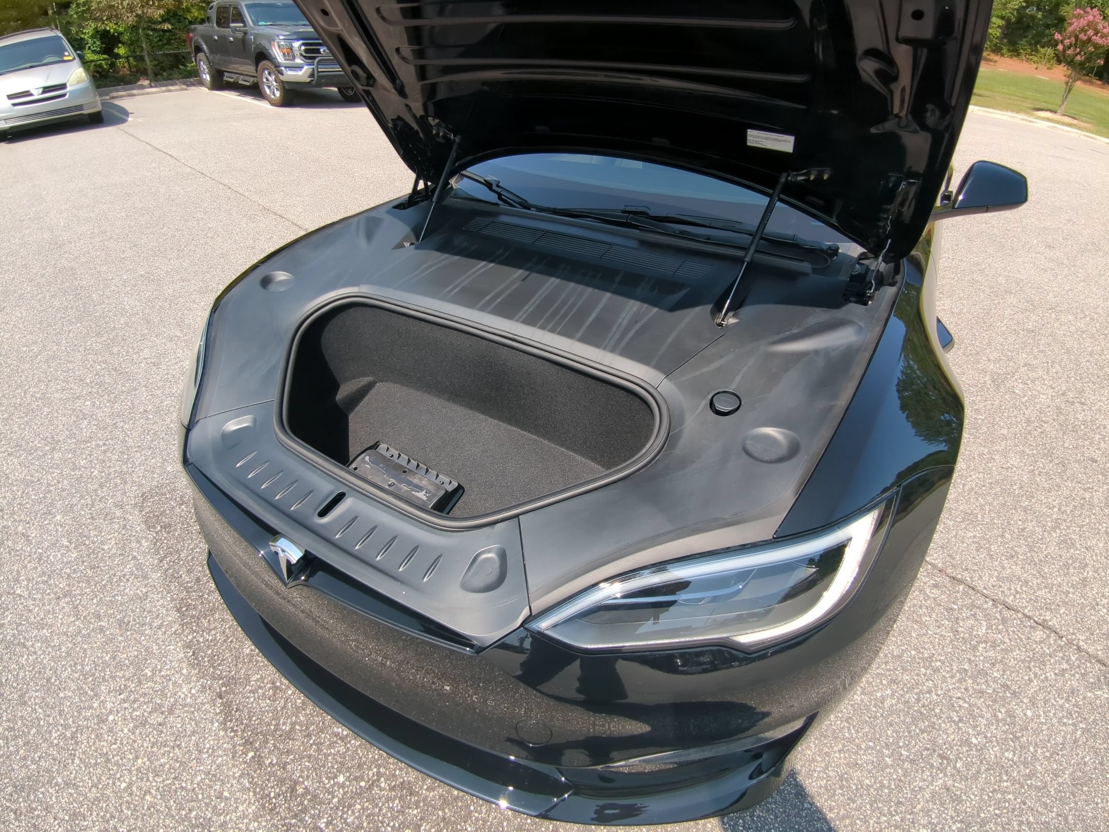 2023 Tesla Model S Plaid