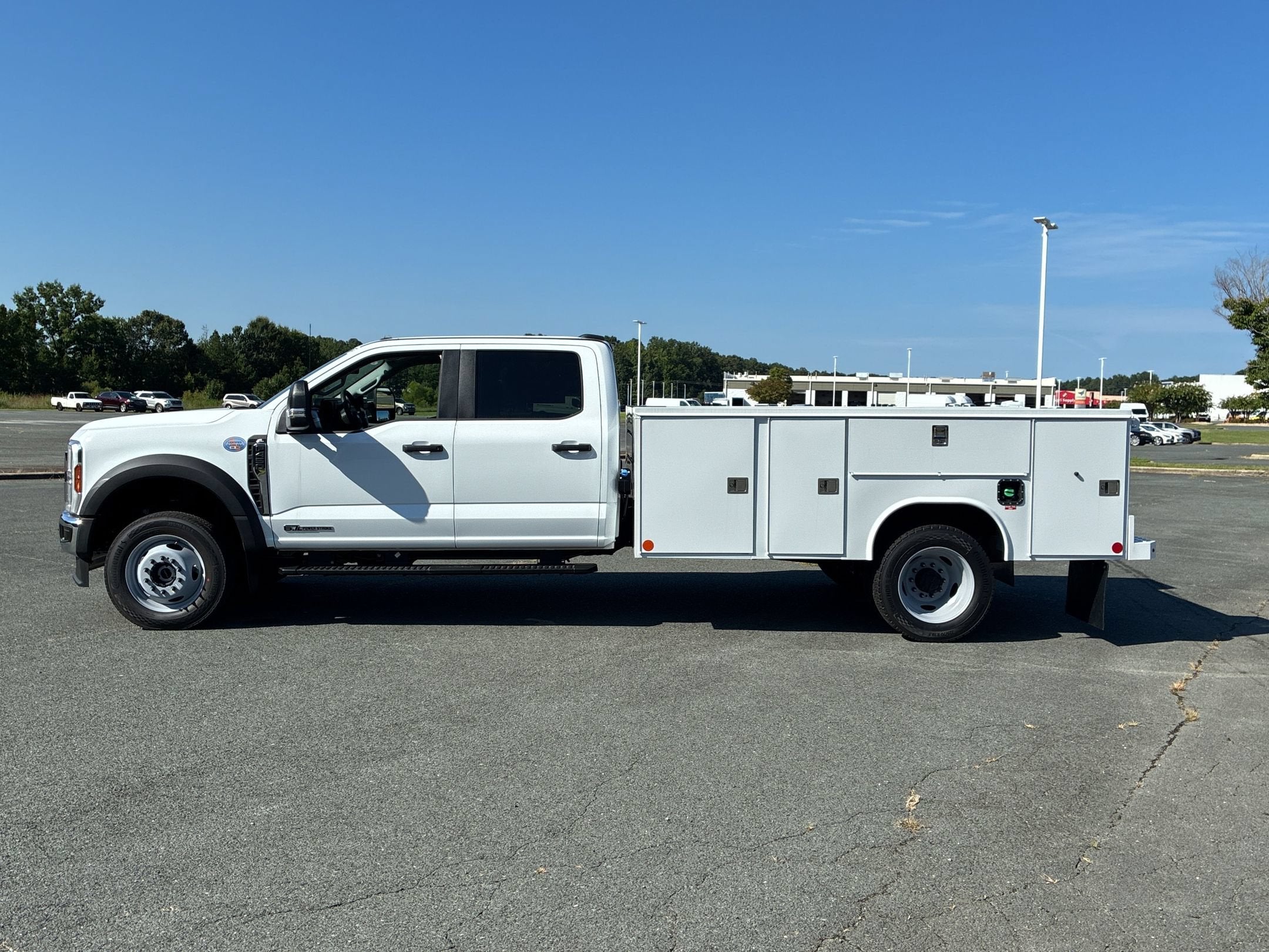 2026 Ford Super Duty F-450 DRW XL