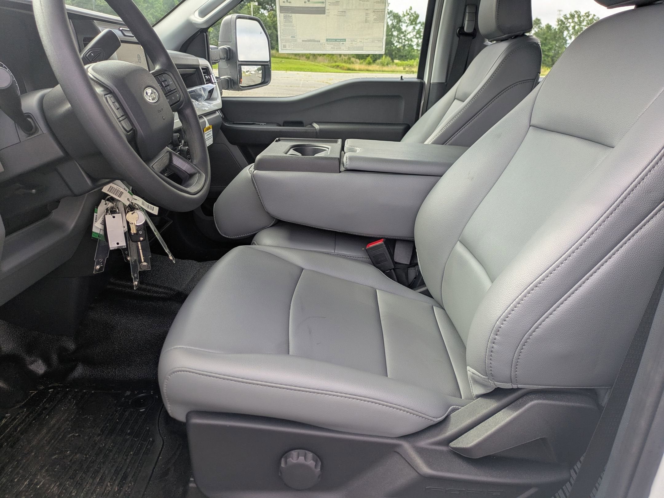 2025 Ford Super Duty F-350 DRW XL