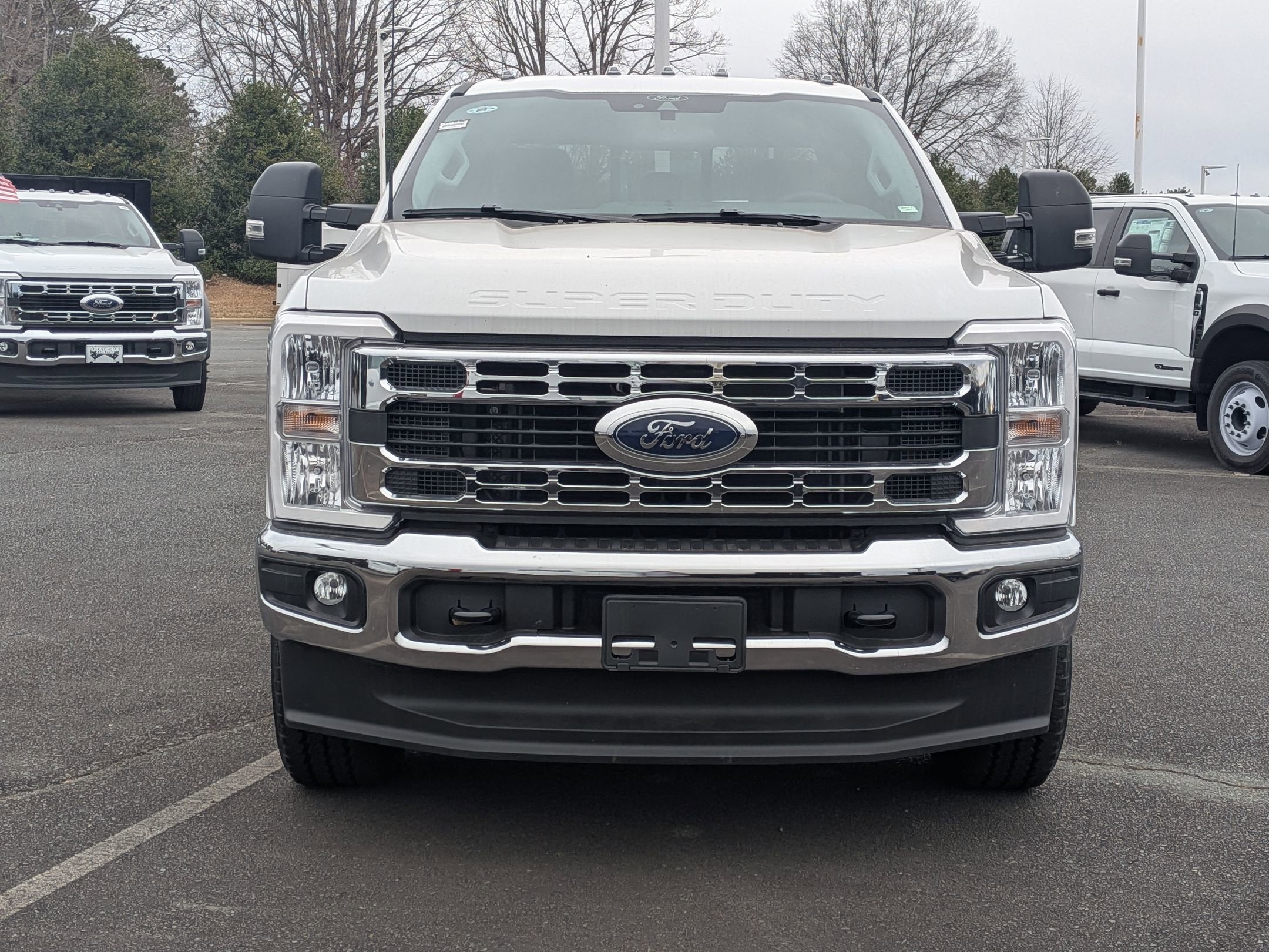 2025 Ford Super Duty F-350 SRW XL